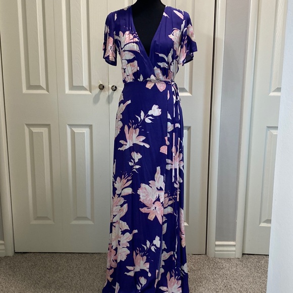 Lulus Dresses & Skirts - Lulu’s maxi dress